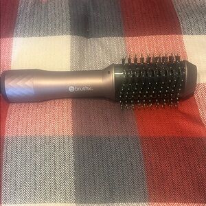 Hair Styling Tool - Black and Brown Blow Drying Brush